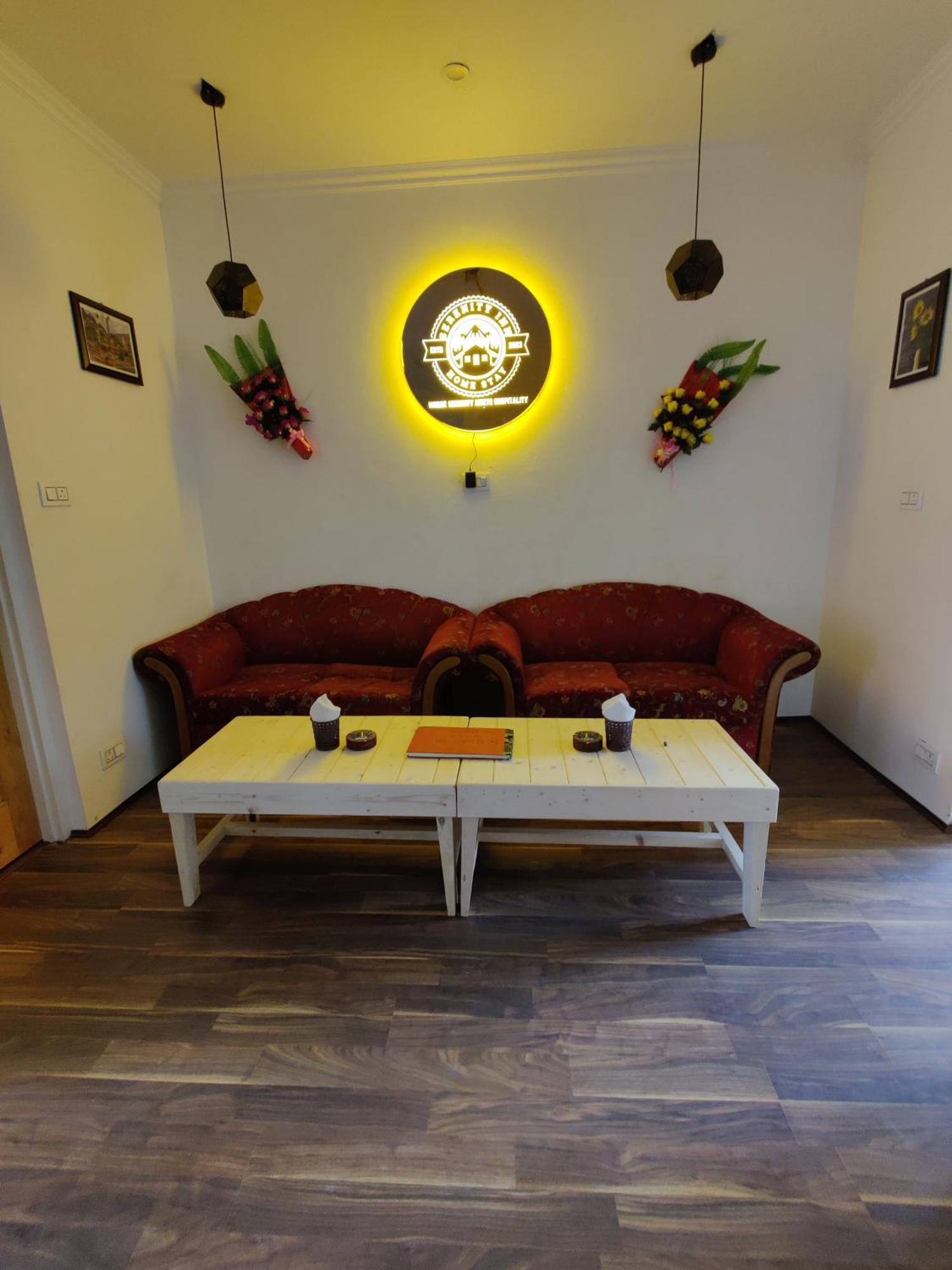 Serenity Inn Home Stay Srīnagar Kültér fotó