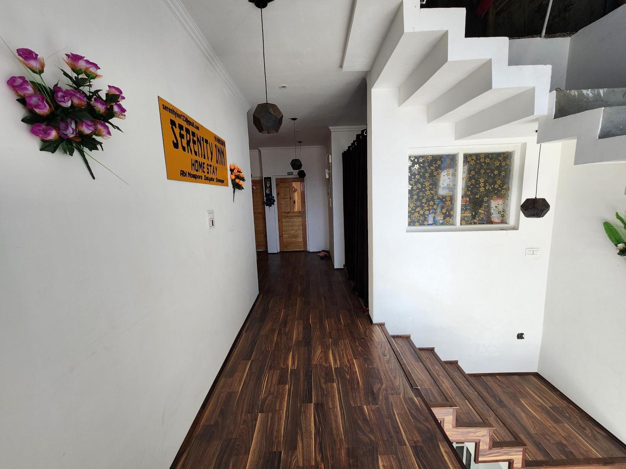 Serenity Inn Home Stay Srīnagar Kültér fotó