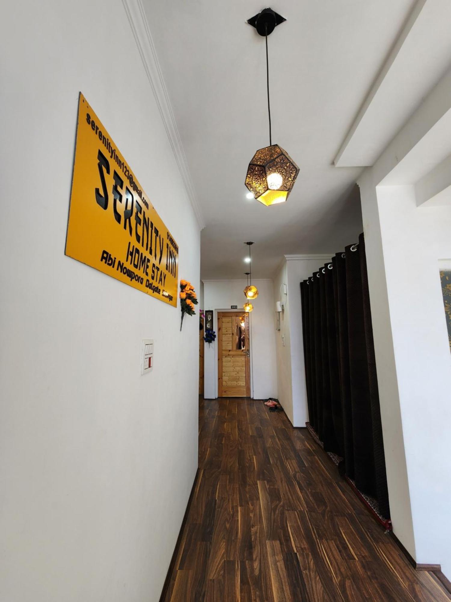 Serenity Inn Home Stay Srīnagar Kültér fotó