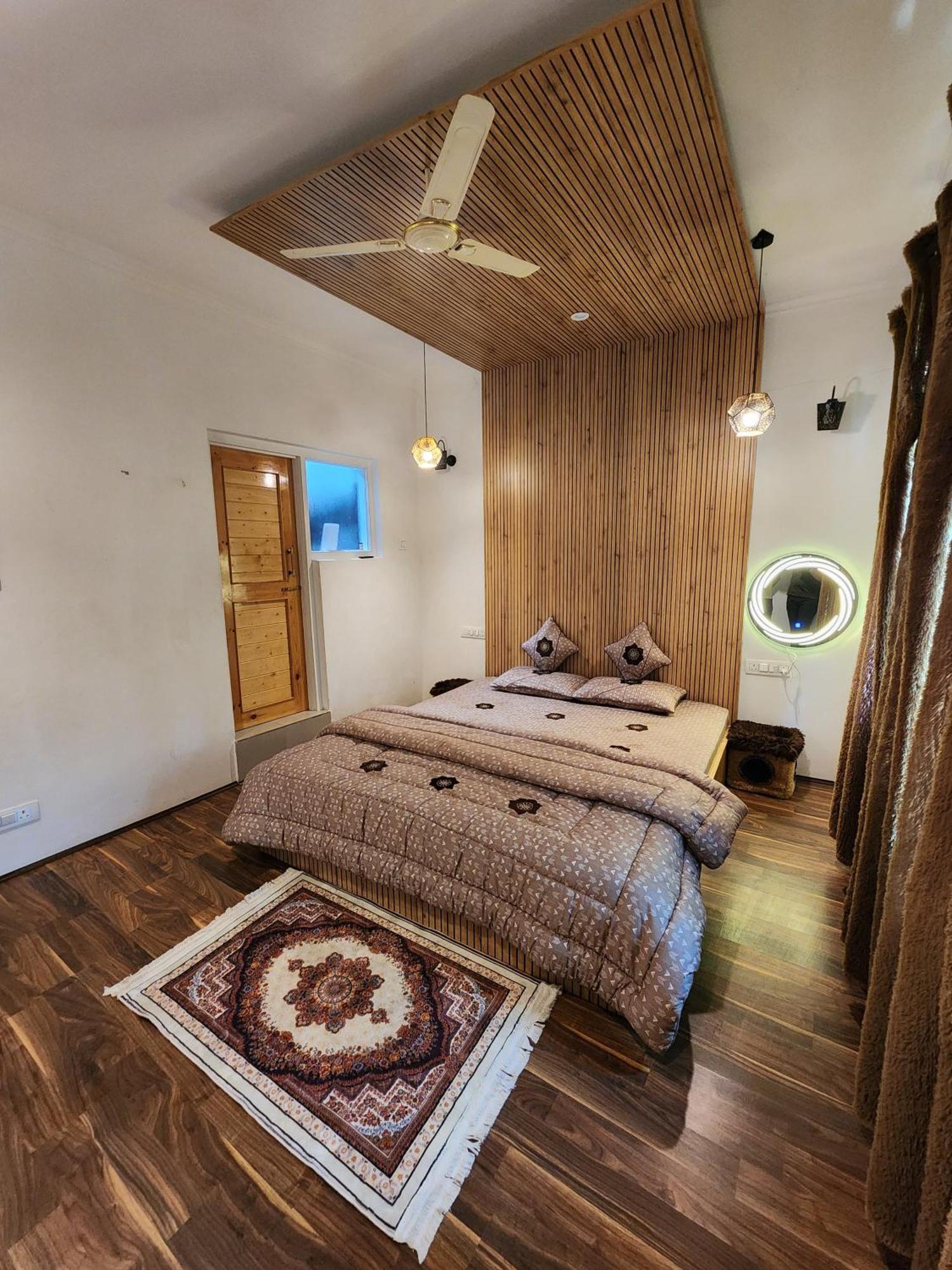 Serenity Inn Home Stay Srīnagar Kültér fotó